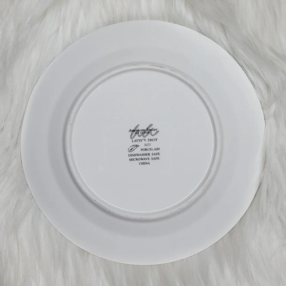 Vintage American Atelier Lattice Fruit plates (5031) produced in 1990